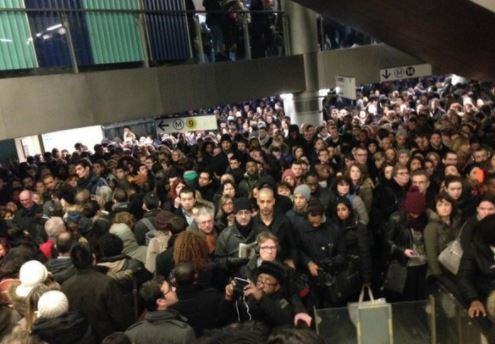 « Attention : le mouvement de grève de la SNCF va entraîner des violences !! » L’édito de Charles SANNAT